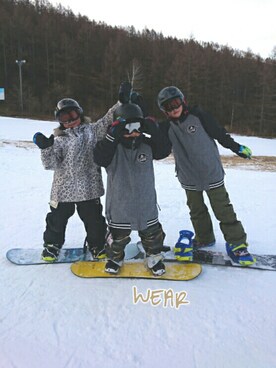 「BURTON（バートン）のアイテム（その他アウター）」を使った、jkさん（キッズ・142cm）の冬コーディネート