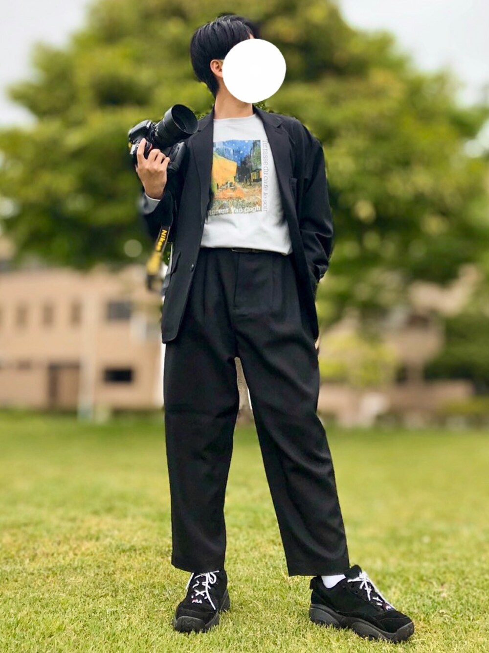 「大学生、ジャケット、おしゃれさんと繋がりたい」｜「NikonD800のアイテム（カメラ/カメラグッズ、ブラック系）」を使った、Naooさん（メンズ・163cm）の春コーディネートの1枚目の写真