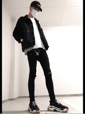 デニムジャケットを使った ダメージ黒スキニー の人気ファッションコーディネート Wear
