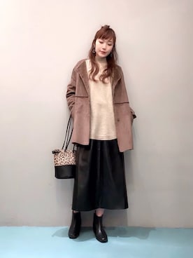 「レザースカート」｜「アイテム（ノーカラーコート）」を使った、ya:maさん（レディース・160cm）の冬コーディネート