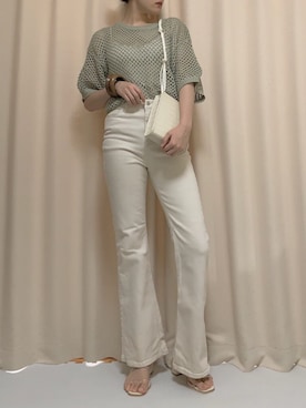 「LOWRYS FARM（ローリーズファーム）のウッドバングル　880326（バングル/リストバンド）」を使った、づくしさん（レディース・164cm）の秋コーディネート