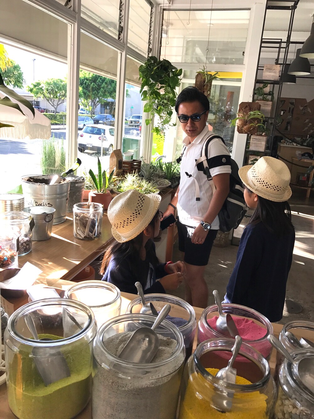 「summer、MONCLER、モンクレール、ロンハーマン、Ron Herman、パネライ、バックパック、COACH、レイバン、おしゃれさんと繋がりたい」｜「Ray-BanのRay-Ban WAYFARER FOLDING FLASH LENSES GRADIENT サングラス RB41055060694O（サングラス、ブラック系）」を使った、Kazki.924さん（メンズ・170cm）の夏コーディネートの1枚目の写真