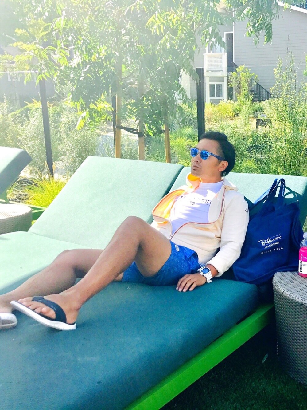 「summer、followme、フォロー返します、モンクレール、ロンハーマン、カリフォルニア、california、Ron Herman、水着、水着コーデ」｜「OAKLEYのオークリー フロッグスキン サーフ 偏光レンズ サングラス  OK Frogskins Surf 009245-16（サングラス、その他）」を使った、Kazki.924さん（メンズ・170cm）の夏コーディネートの1枚目の写真