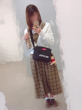 「FLAG-J（ﾌﾗｯｸﾞｼﾞｪｲ）のアイテム」を使った、min*自己満メモさん（レディース・155cm）の秋コーディネート