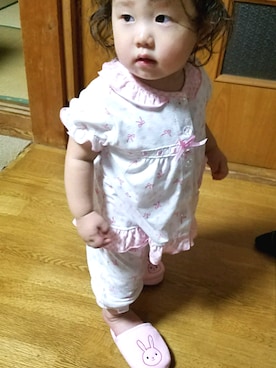 「DAISO（DAISO）のアイテム（その他シューズ）」を使った、rin-jumpさん（キッズ・80cm）の秋コーディネート