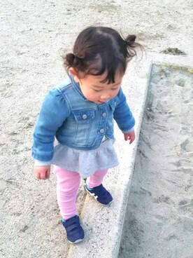 「babygap」｜「アイテム（デニムジャケット）」を使った、rin-jumpさん（キッズ・90cm）の春コーディネート