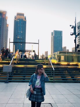 「iT（イット）のアイテム（トップス）」を使った、Paunchingさん（レディース・155cm）の秋コーディネート