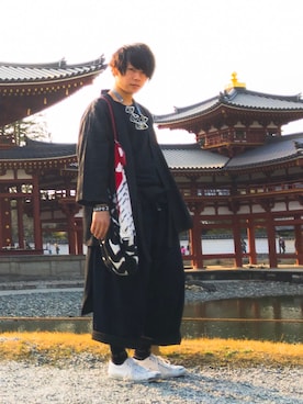 「hatra（ハトラ）のアイテム（パンツ）」を使った、りょーたさん（メンズ・169cm）の春コーディネート