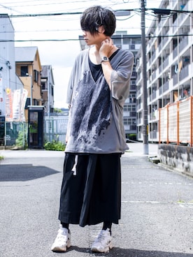 「hatra（ハトラ）のアイテム（Tシャツ/カットソー）」を使った、りょーたさん（メンズ・169cm）の夏コーディネート
