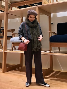 「KBF+」｜「アイテム（スウェット）」を使った、asamiさん（レディース・164cm）の秋コーディネート