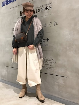 「KBF+」｜「アイテム（スウェット）」を使った、asamiさん（レディース・164cm）の冬コーディネート