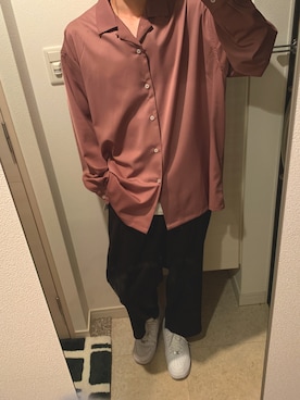 「LILL（リル）のアイテム（トップス）」を使った、こぱやさん（メンズ・172cm）の春コーディネート