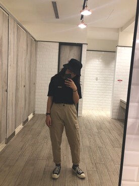 「GU（ジーユー）のアイテム（Tシャツ/カットソー、ブラック系）」を使った、Panさん（レディース・160cm）の夏コーディネート