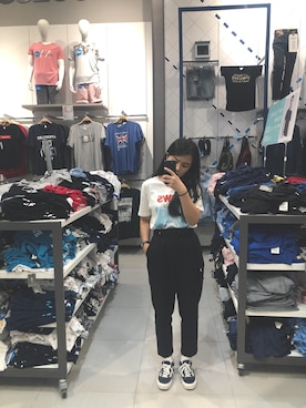 「GU（ジーユー）のアイテム（Tシャツ/カットソー、ホワイト系）」を使った、Panさん（レディース・160cm）の夏コーディネート
