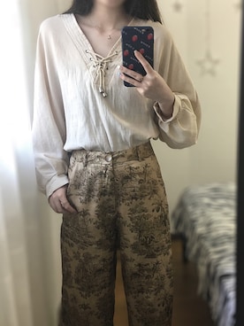 「Color（カラー）のアイテム」を使った、地渊沉星さん（レディース・163cm）の夏コーディネート