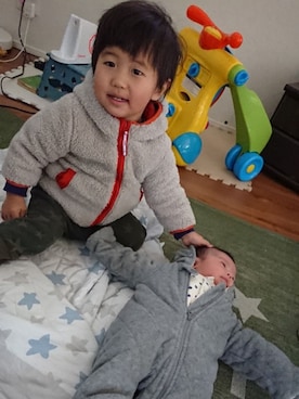 「きょうだい」｜「アイテム（ブルゾン）」を使った、かんた&よっぴさん（レディース・158cm）の冬コーディネート