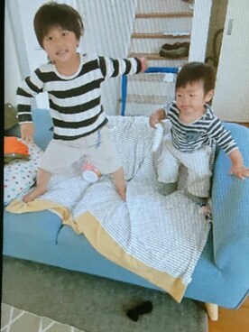 「きょうだい」｜「アイテム（パンツ）」を使った、かんた&よっぴさん（レディース・158cm）の春コーディネート
