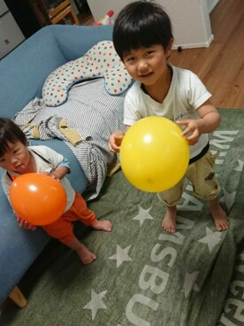 「きょうだい」｜「アイテム（パンツ）」を使った、かんた&よっぴさん（レディース・158cm）の春コーディネート