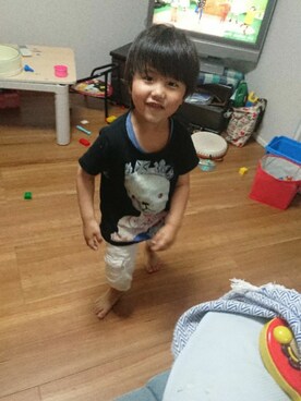 「no brand（ノーブランド）のアイテム（Tシャツ/カットソー、ブラック系）」を使った、かんた&よっぴさん（レディース・158cm）の春コーディネート