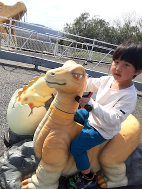 「no brand（ノーブランド）のアイテム（パンツ、ブルー系）」を使った、かんた&よっぴさん（レディース・158cm）の春コーディネート