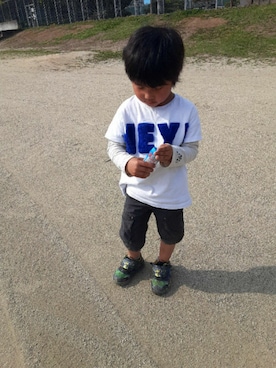 「ZARA KIDSのアイテム（Tシャツ/カットソー、ホワイト系）」を使った、かんた&よっぴさん（レディース・158cm）の春コーディネート