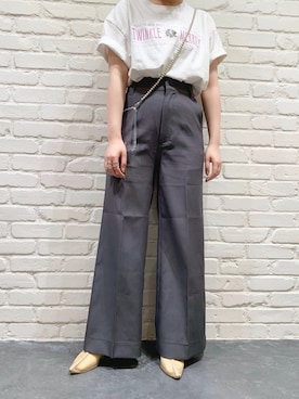 「mystic（ミスティック）のアイテム（スラックス）」を使った、akariさん（レディース・155cm）の春コーディネート