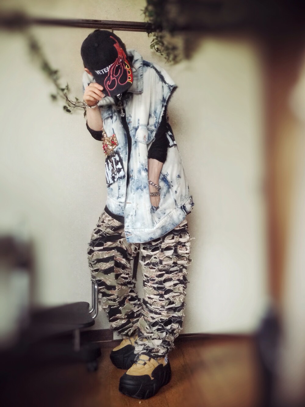 VETEMENTS（ヴェトモン）の「Vetements - X Swear Suede Platform