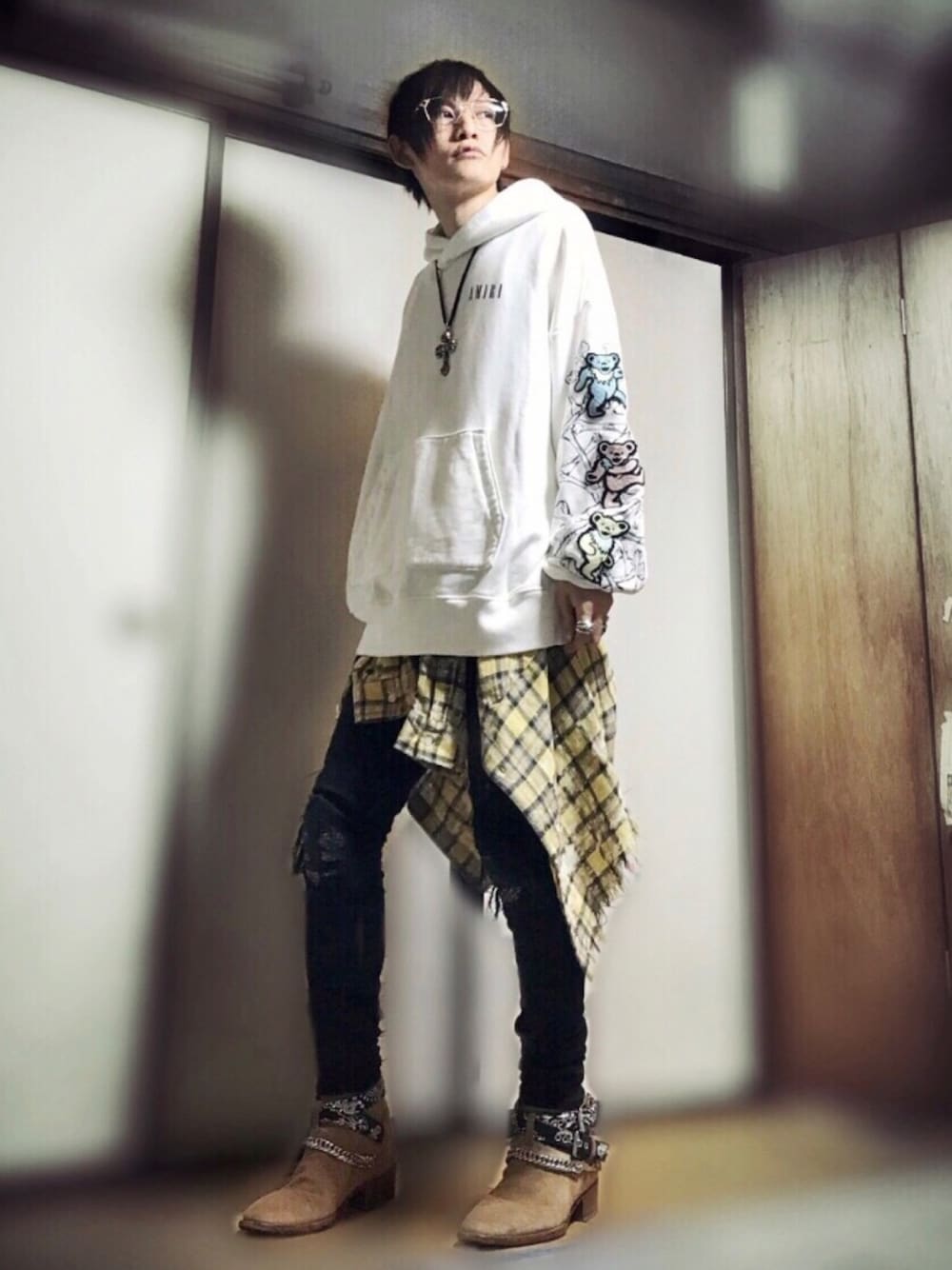 AMIRIのパーカーを使った人気ファッションコーディネート - WEAR