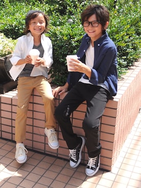 「アイテム（チノパンツ）」を使った、GLAZOSさん（キッズ・140cm）の秋コーディネート