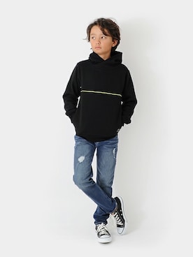 「アイテム（パーカー）」を使った、GLAZOSさん（キッズ・142cm）の秋コーディネート