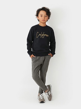 「アイテム（スウェット）」を使った、GLAZOSさん（キッズ・142cm）の秋コーディネート