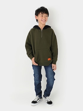 「GLAZOS（グラソス）のアイテム（スウェット）」を使った、GLAZOSさん（キッズ・136cm）の冬コーディネート