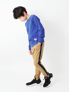 「GLAZOS（グラソス）のアイテム（スウェット）」を使った、GLAZOSさん（キッズ・137cm）の冬コーディネート