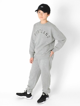 「アイテム（スウェット）」を使った、GLAZOSさん（キッズ・145cm）の秋コーディネート