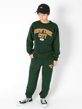 「アイテム（スウェット）」を使った、GLAZOSさん（キッズ・155cm）の秋コーディネート