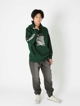 「アイテム（スウェット）」を使った、GLAZOSさん（キッズ・155cm）の冬コーディネート