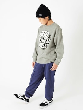 「アイテム（パンツ）」を使った、GLAZOSさん（キッズ・145cm）の冬コーディネート