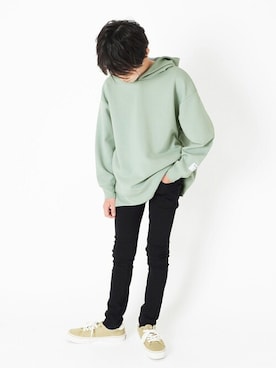 「アイテム（パンツ）」を使った、GLAZOSさん（キッズ・160cm）の冬コーディネート