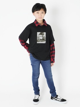 「アイテム（デニムパンツ）」を使った、GLAZOSさん（キッズ・149cm）の冬コーディネート