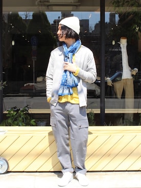 「アイテム（カーゴパンツ、グレー系）」を使った、D_MALL 大阪店さん（メンズ・175cm）の春コーディネート