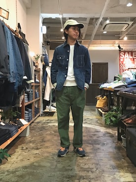 「OMNIGOD（オムニゴッド）のアイテム（デニムジャケット）」を使った、D_MALL 大阪店さん（メンズ・175cm）の冬コーディネート