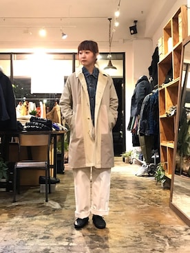「OMNIGOD（オムニゴッド）のアイテム（パンツ）」を使った、D_MALL 大阪店さん（レディース・163cm）の冬コーディネート