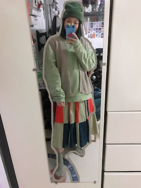 「oversize」｜「アイテム（スウェット）」を使った、モウトンMojai さん（レディース・161cm）の冬コーディネート