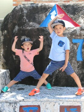 「MADE IN WORLD（メイドインワールド）のアイテム」を使った、Shoko&TakToi さん（キッズ・110cm）の夏コーディネート