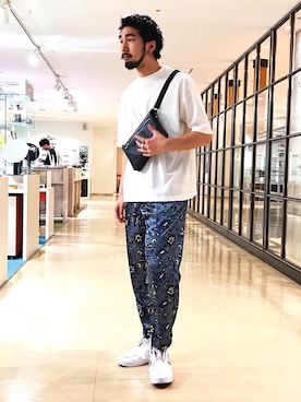 ヒゲのニジさんのコーディネート