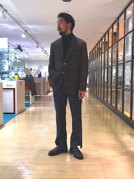 ヒゲのニジさんのコーディネート