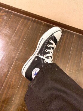 「CONVERSE（コンバース）のCANVAS ALL STAR HI（スニーカー、ブラック系）」を使った、Rさん（レディース・165cm）の冬コーディネート