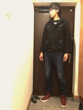 「ラコステ」｜「アイテム（ブルゾン）」を使った、yukitoさん（メンズ・186cm）の春コーディネート