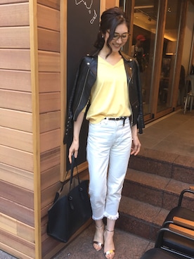 「ベルイエロー」｜「アイテム（ライダースジャケット）」を使った、To oＯoＯさん（レディース・171cm）の春コーディネート