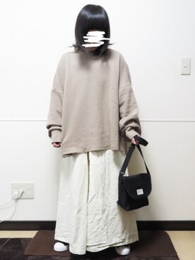 「oversize」｜「アイテム（スウェット）」を使った、 .▯▫さん（レディース・151cm）の冬コーディネート